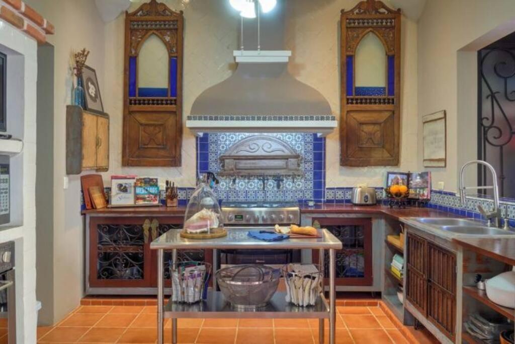 Casa La Perlita - Large Luxury Colonial In Centro Villa *