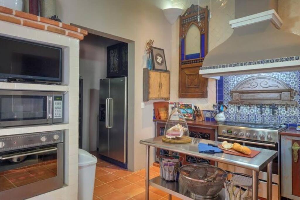 Casa La Perlita - Large Luxury Colonial In Centro